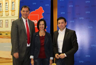 v.l.n.r.: Alexander Fuhr, MdL; Angelika Glöckner; Stéphane Moulin